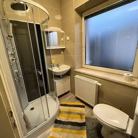 아파트 Wohlfuhloase Leoben *